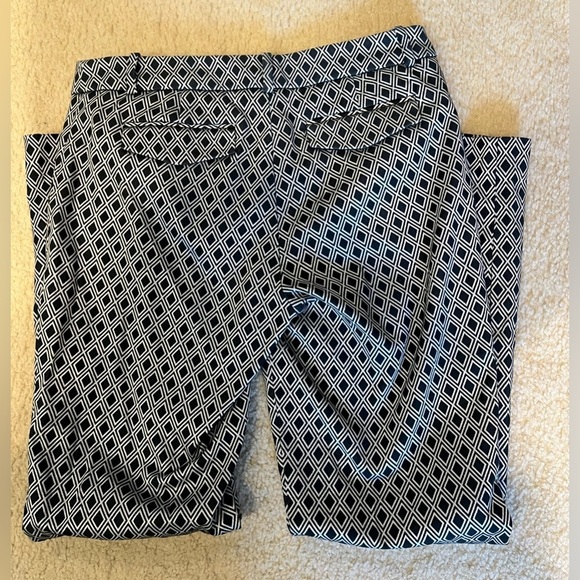 Anne Klein Stretch Pants black white diamond pattern- Size 0 - Picture 2 of 4